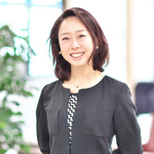 金井 良子氏