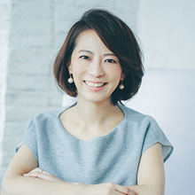 有賀 明美氏